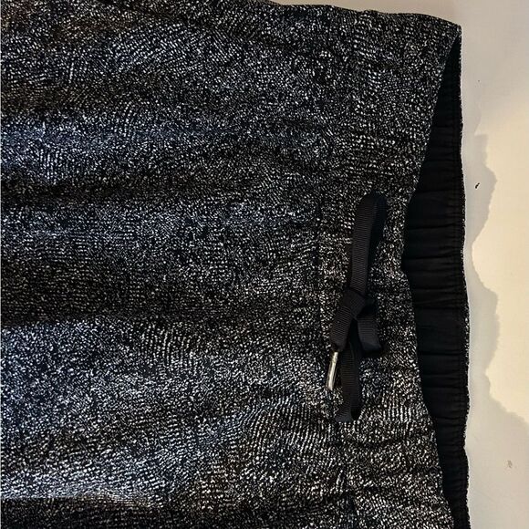 Lululemon Black White Print On The Fly Pant Drawstring Waist Jacquard Size 4 - Picture 14 of 15